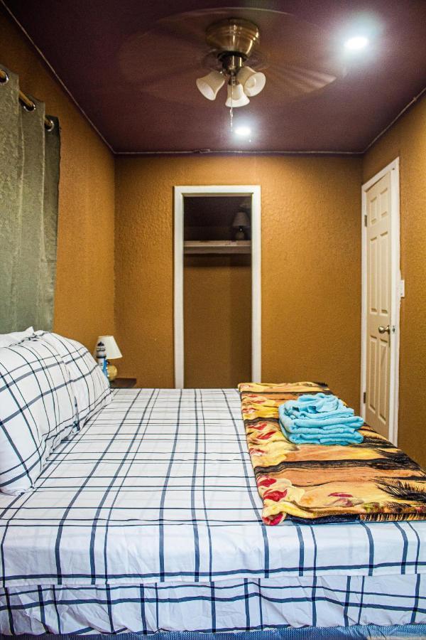 Mr, Crab Apartment Six Huts Экстерьер фото